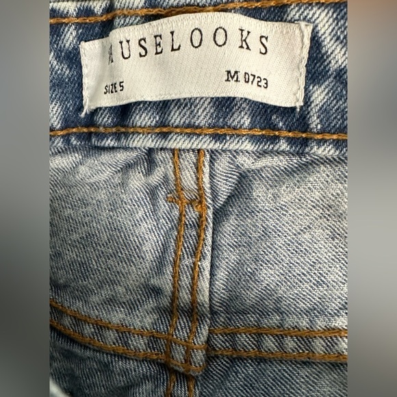 Muselooks women’s size 5 high waisted mom jeans light wash great condition - Picture 5 of 10